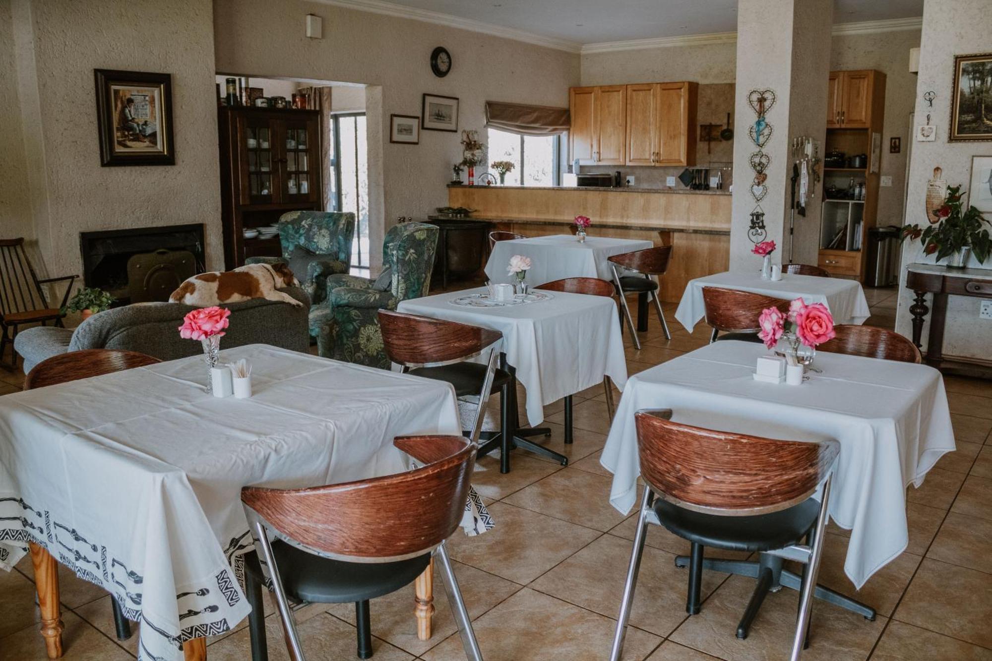 White Linen Guesthouse Tierpoort Екстер'єр фото