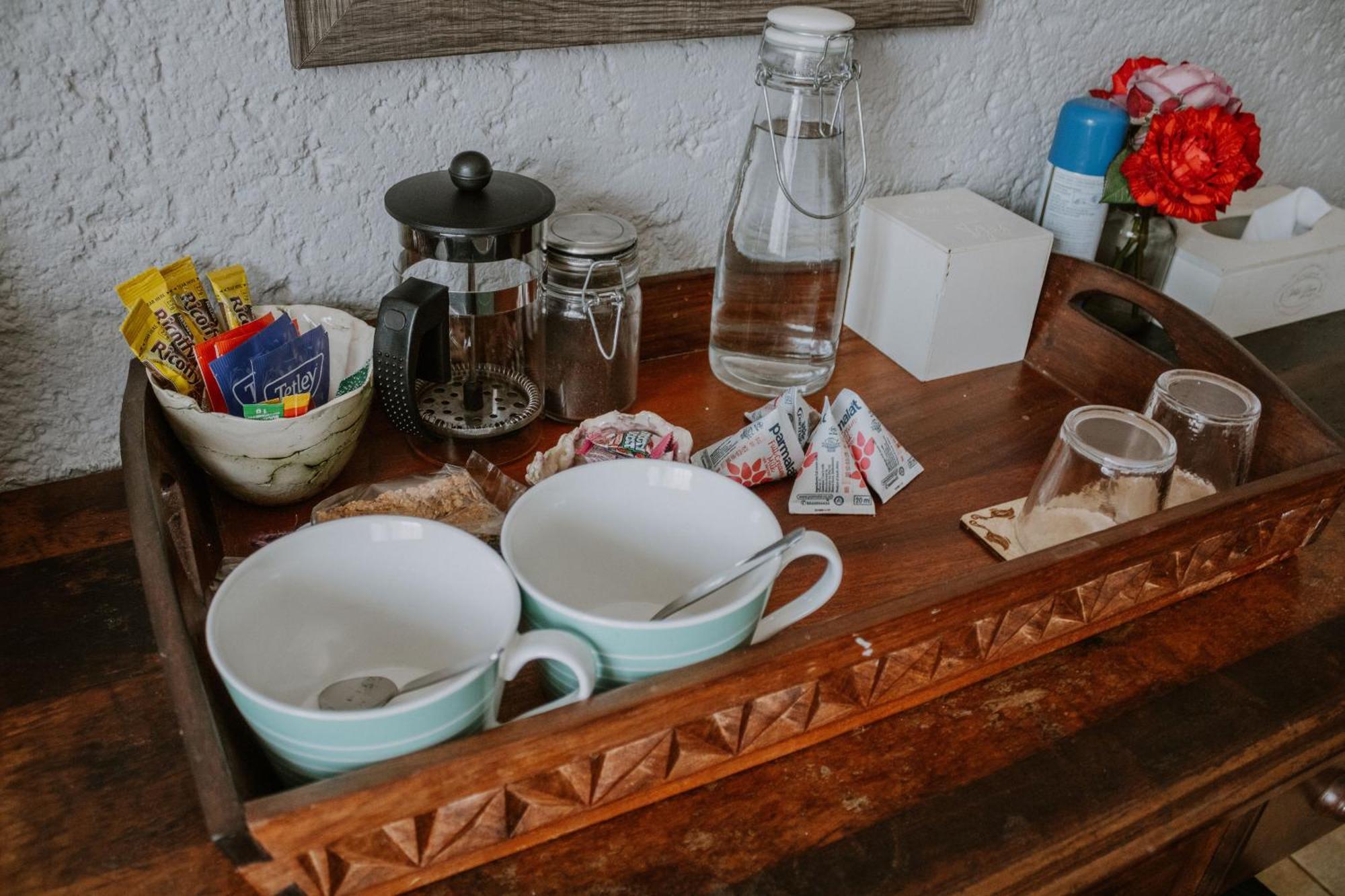 White Linen Guesthouse Tierpoort Екстер'єр фото